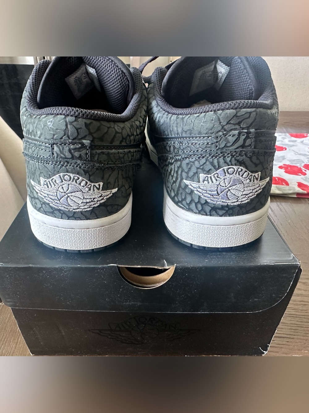Jordan Low-Top Sneakers in Dark Gray and White - Picture 3 of 9